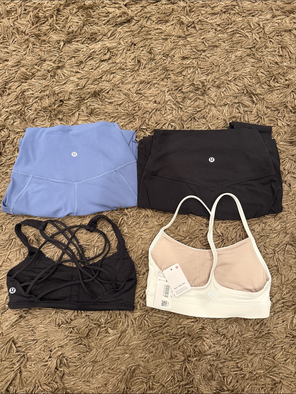 Lululemon bundle size 4 - Picture 11 of 13